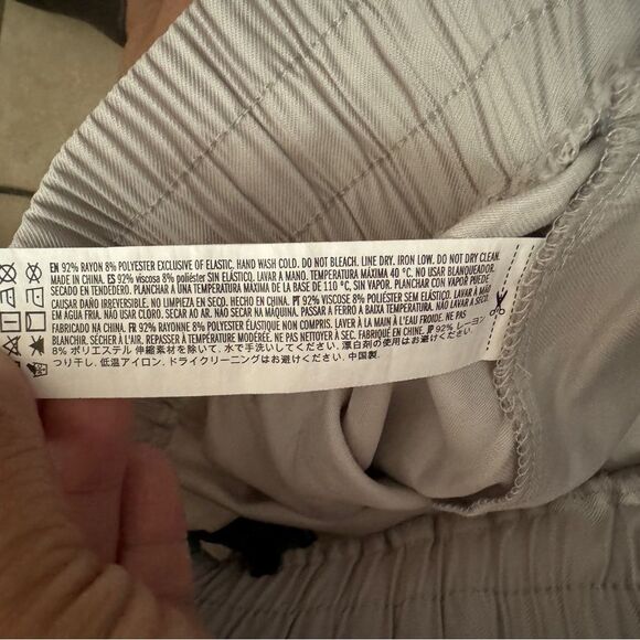 Forever 21 Women's Elastic Waist Wide Leg Parachute Cargo Pants, Size S - Picture 12 of 13